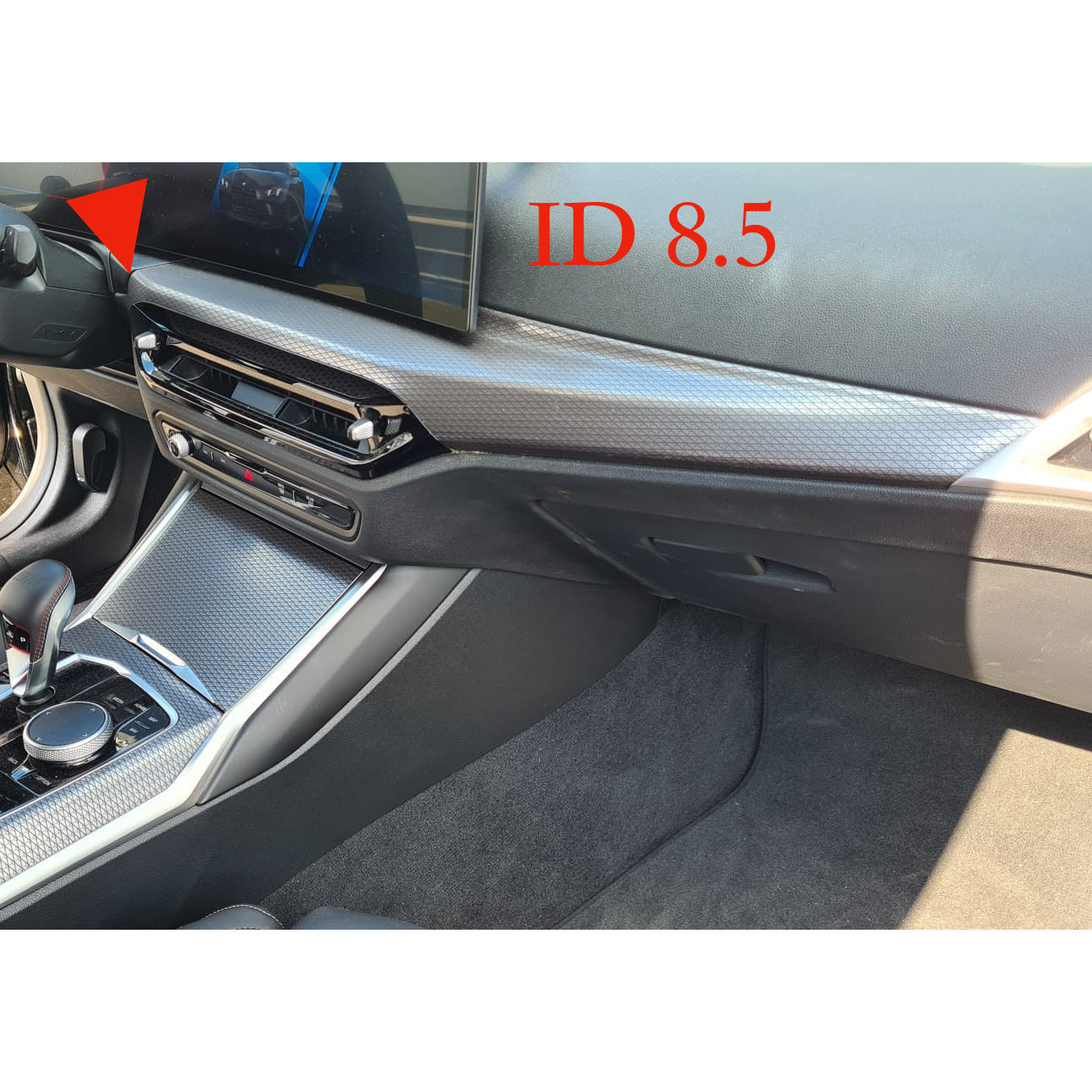 Dry Carbon Zierleiste Armaturenbrett passend für BMW M2 G87 / M3 G80 G81 / M4 G82 G83 / 3er G20 G21 / 4er G22 G23 G26 - Getsdowned