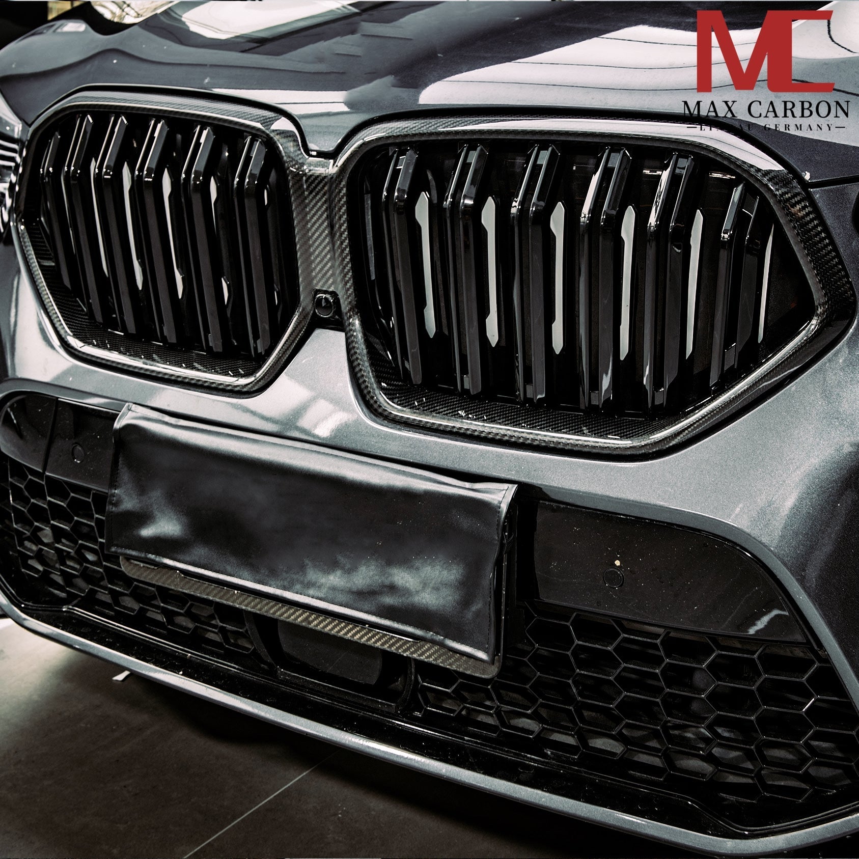 Dry Carbon Kühlergrill Nieren für BMW X6M F96 X6 G06 Pre-LCI - Getsdowned