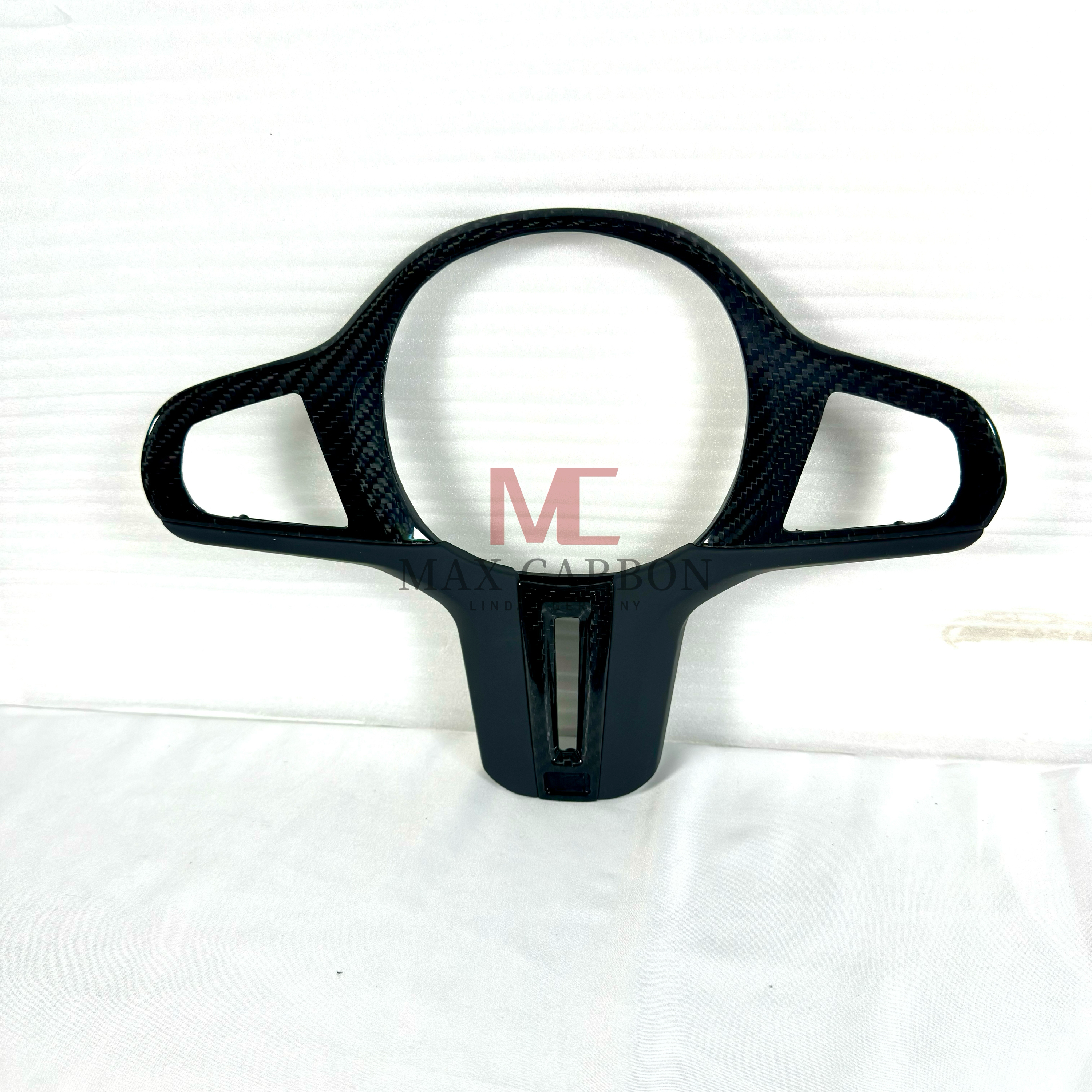 Dry Carbon Lenkrad Spange passend für BMW F40 F44 F46 F48 F39 G20 G21 G22 G23 G26 G80 G81 G82 G83 G42 G87 - Getsdowned