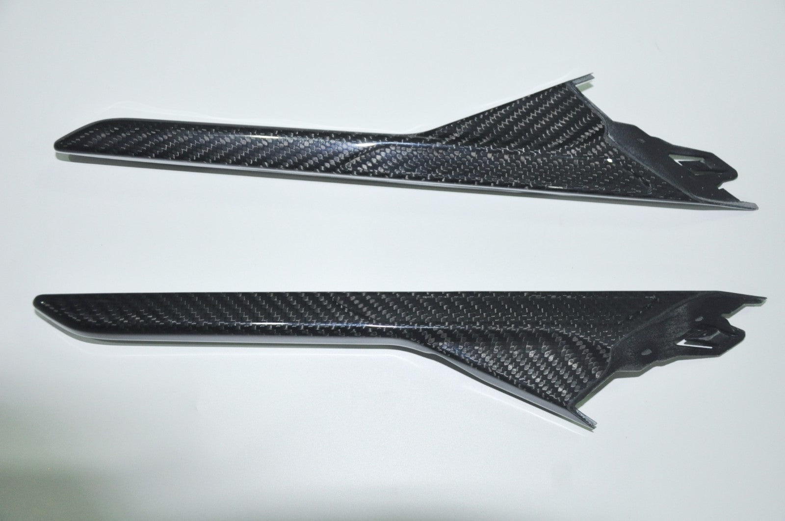 Dry Carbon Lufteinlässe Kotflügel passend für BMW M5 F90 - Getsdowned