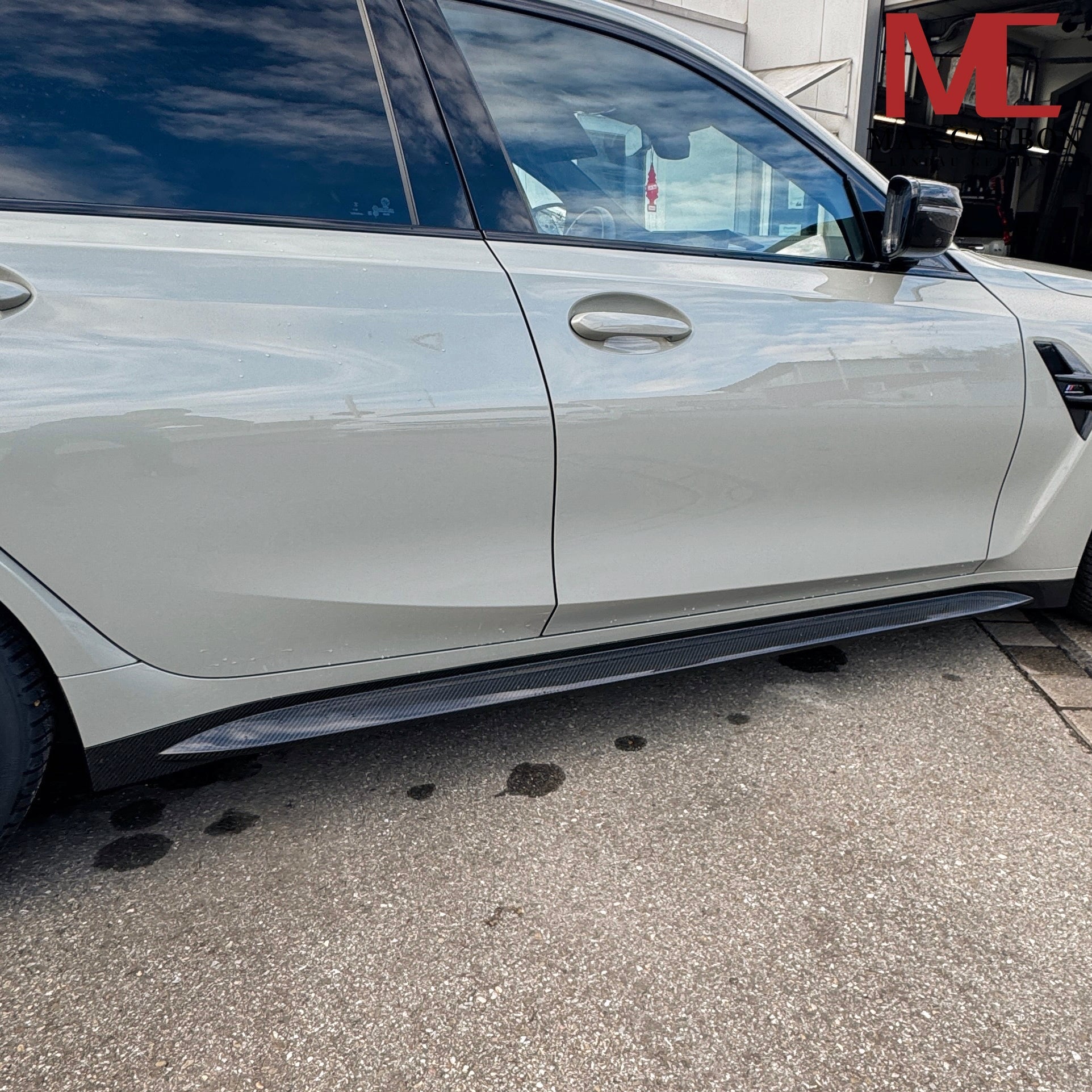 Dry Carbon Seitenschweller "OEM Style" für BMW M3 G80 G81 - Getsdowned
