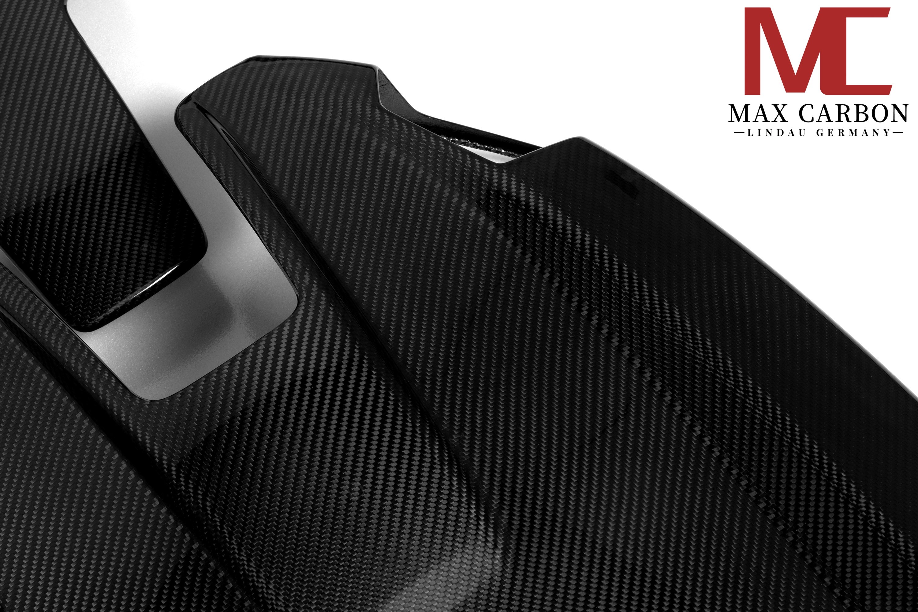Dry Carbon Sitzcover V1 Sportsitz passend für BMW M2 G87 / M4 G82 G83 - Getsdowned