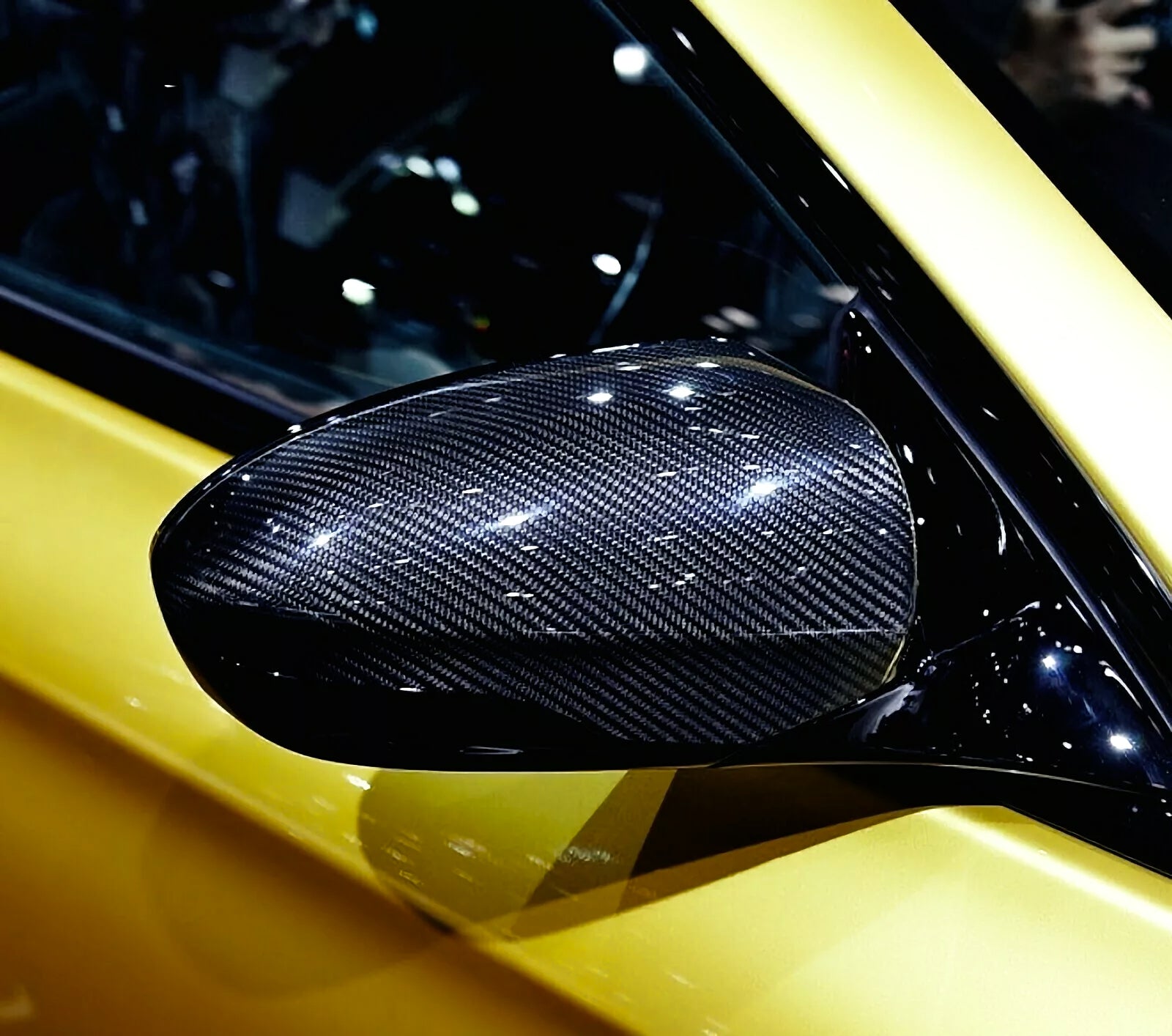 Dry-Carbon Spiegelkappen passend für BMW M5 F10 & M6 F12 F13 F06 – Carbon statt Lack