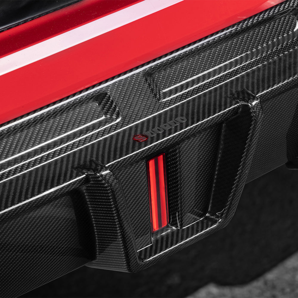 Dry Carbon Heckdiffusor mit LED Bremslicht passend für BMW X6M F96 - Getsdowned