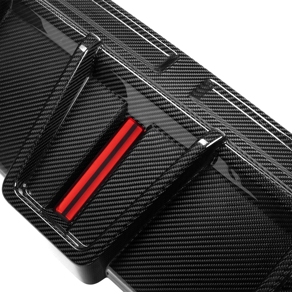 Dry Carbon Heckdiffusor mit LED Bremslicht passend für BMW X6M F96 - Getsdowned