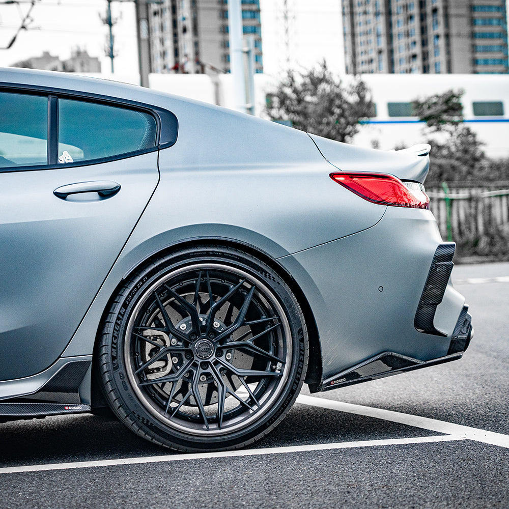 Dry Carbon Heck Lufteinlässe SQ-Style passend für BMW M8 (F91 F92) - Getsdowned